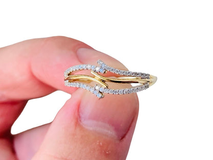 9ct Gold Diamond Ring