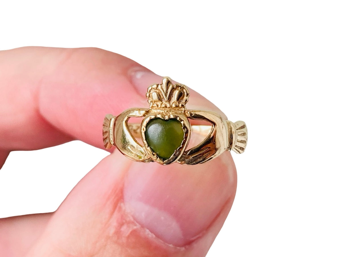 Vintage 9ct Gold Jade Claddagh Diamond Ring