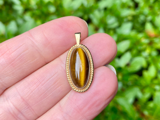 Vintage 9ct Gold Tiger Eye Pendant