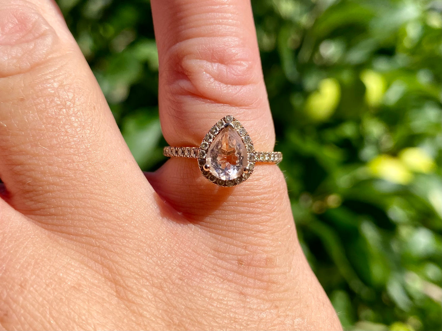 14ct Gold Le Vian Morganite & Diamond Ring