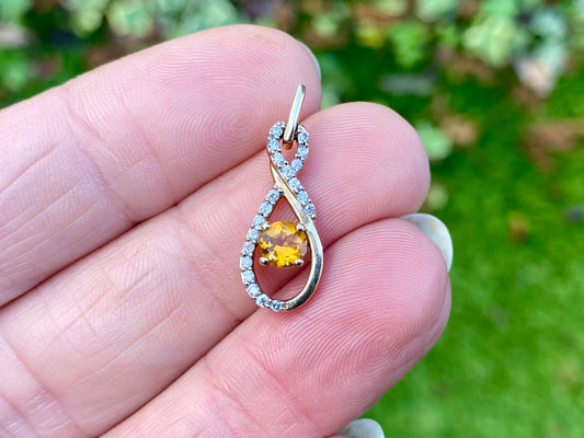 9ct Gold Citrine & Diamond Pendant