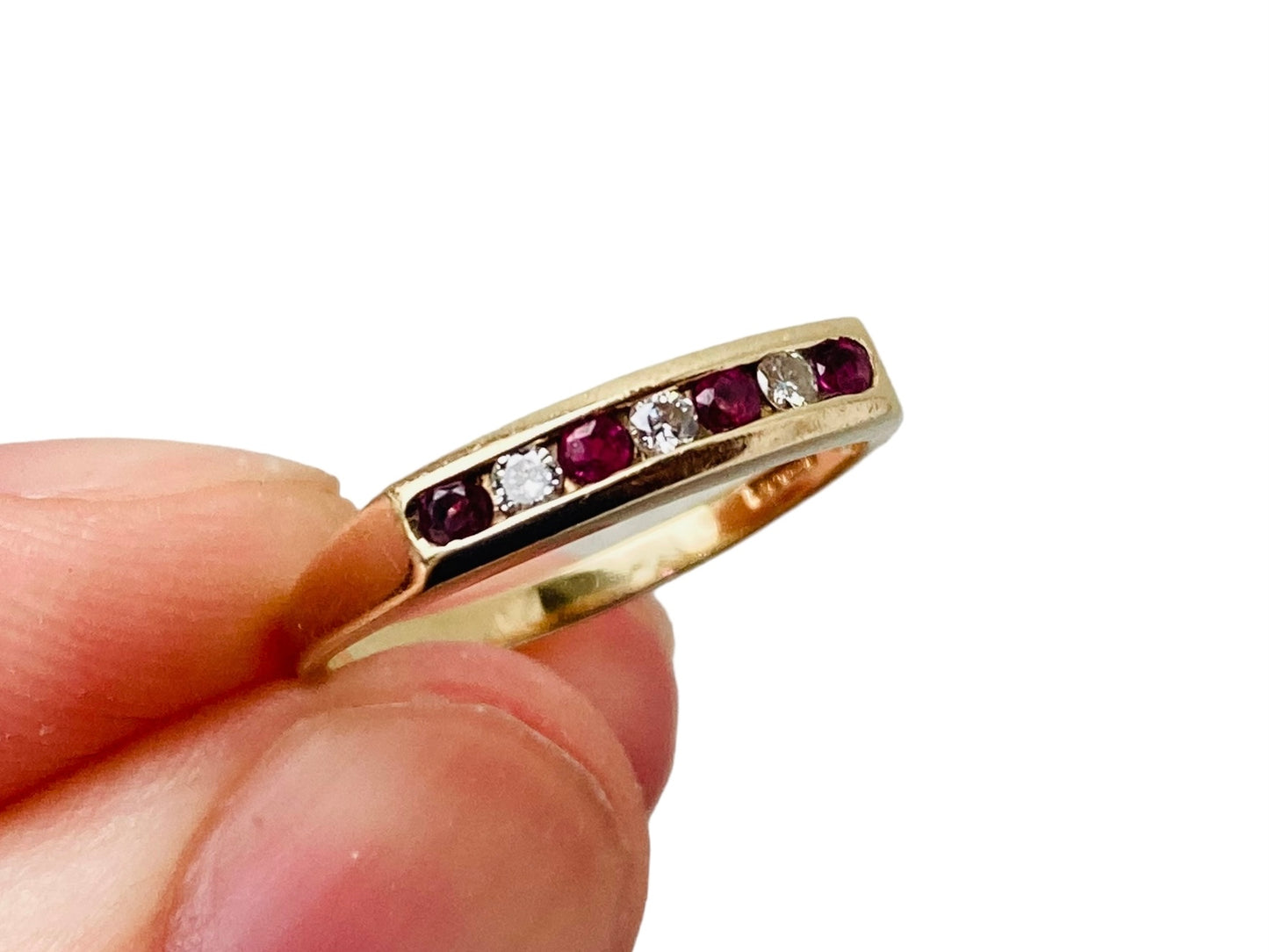 9ct Gold Ruby & Diamond Ring