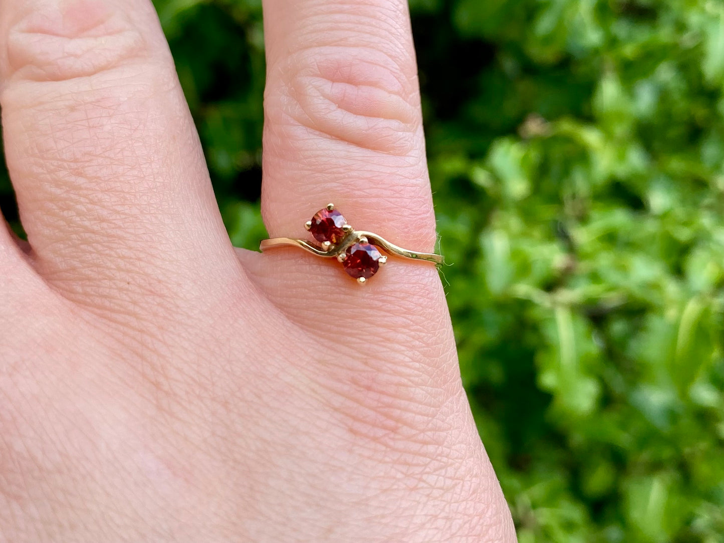 9ct Gold Garnet Ring