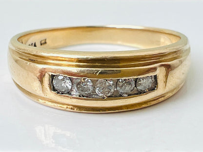 9ct Gold Diamond Ring