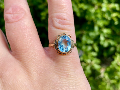 9ct Gold Topaz Ring