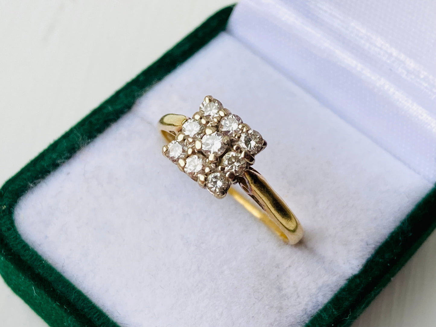 Vintage 18ct Gold Diamond Ring