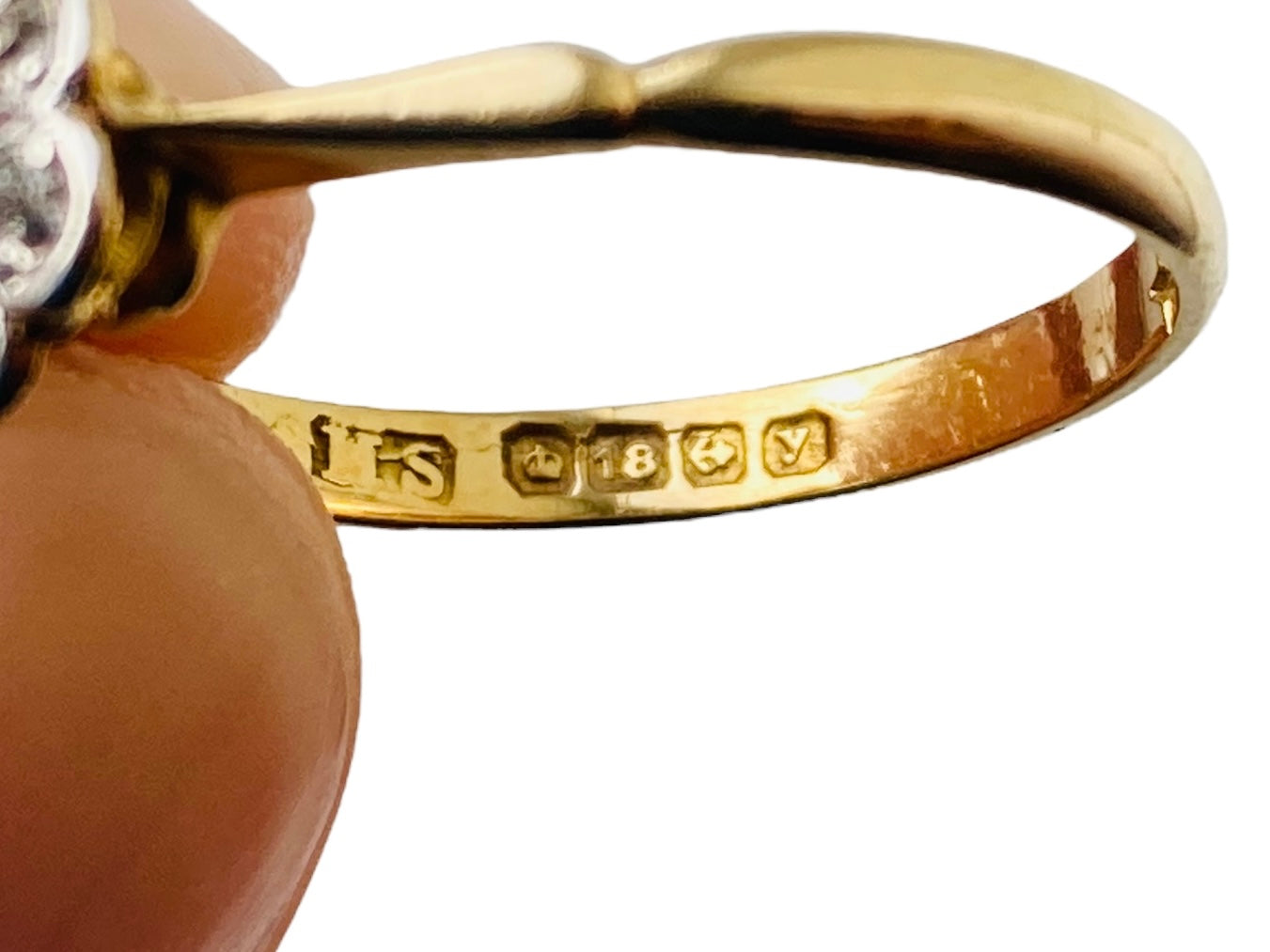 Antique 18ct Gold Diamond Daisy Ring