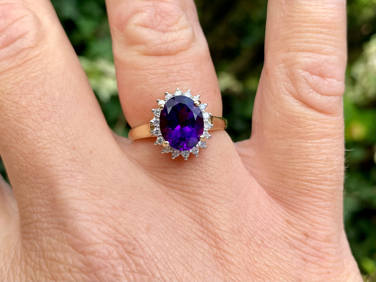 9ct Gold Amethyst & Diamond Ring