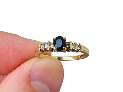 Vintage 9ct Gold Sapphire & Diamond Ring