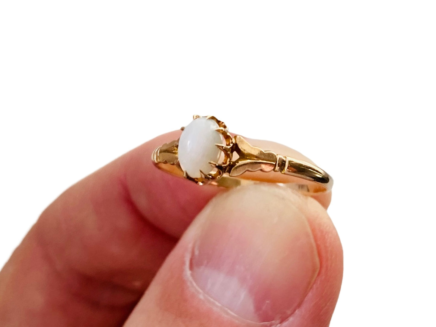 Antique 9ct Gold Opal Ring