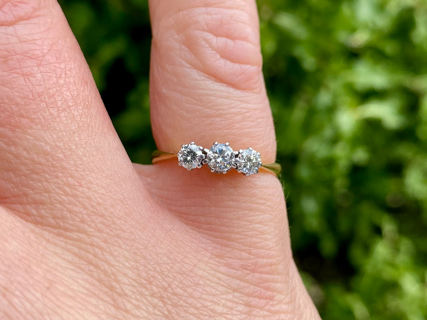 Vintage 18ct Gold Three-Stone Diamond Ring