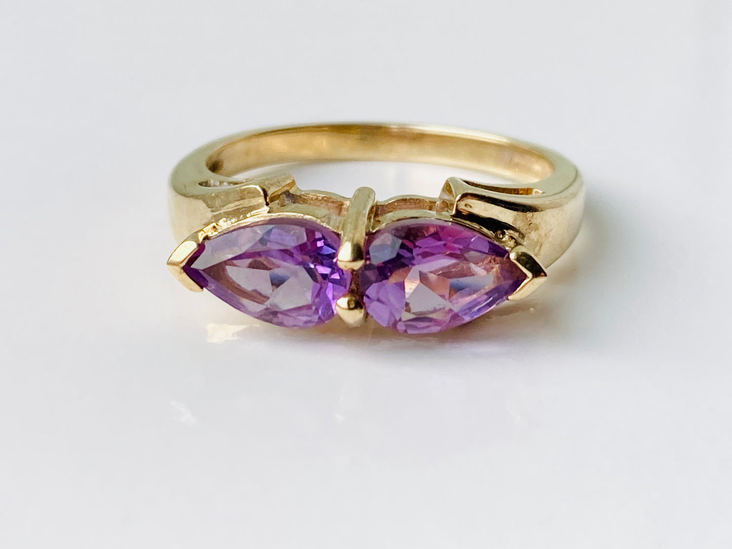 9ct Gold Amethyst Ring