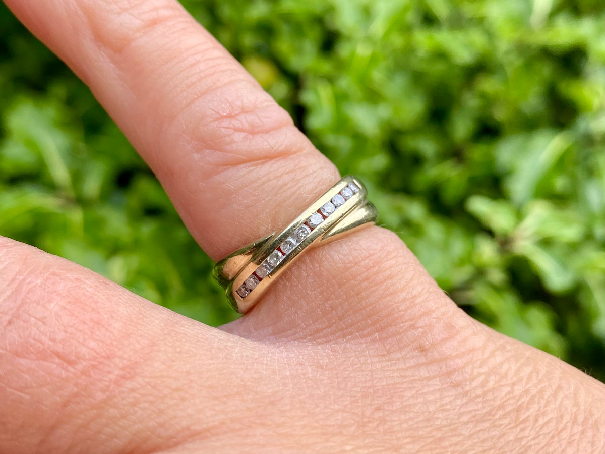 9ct Gold Diamond Crossover Ring