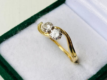 18ct Gold Toi et Moi Diamond Ring