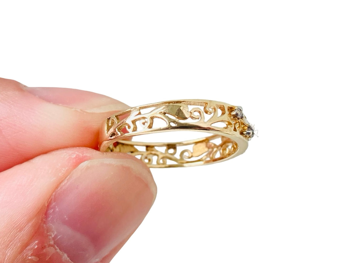9ct Gold Diamond Ring