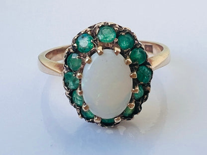 Vintage 9ct Gold Emerald & Opal Ring
