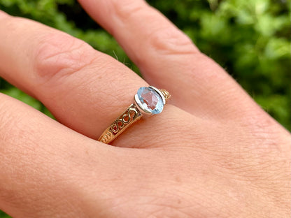 9ct Gold Aquamarine Ring