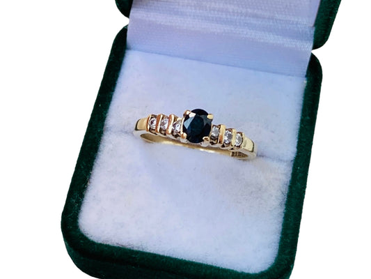 Vintage 9ct Gold Sapphire & Diamond Ring