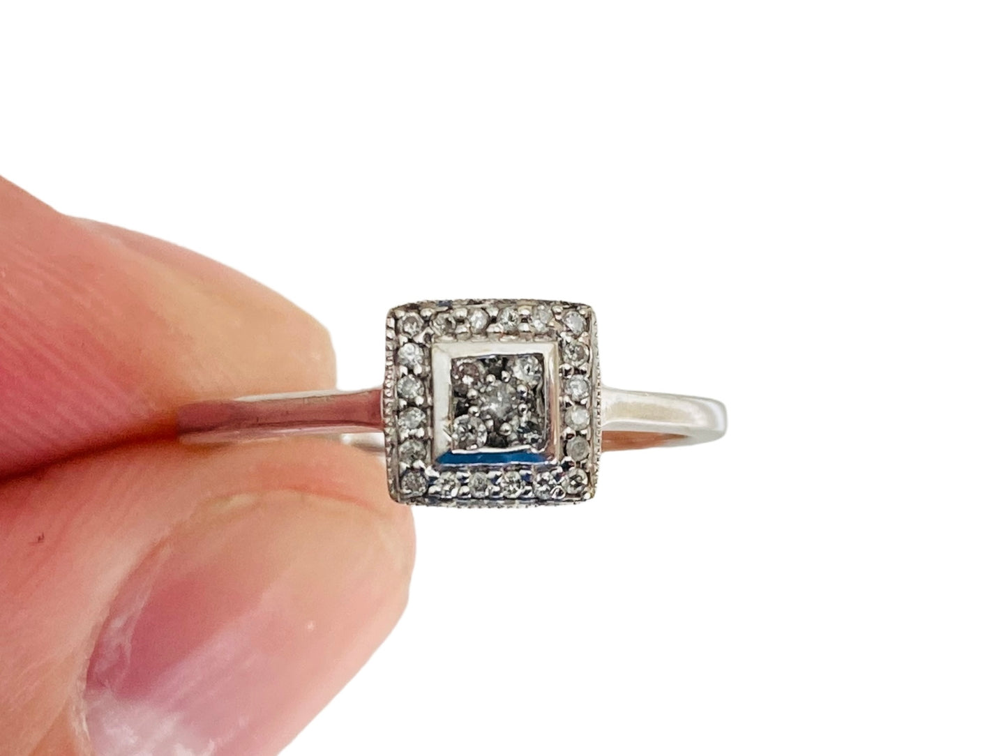 9ct Gold Diamond Ring