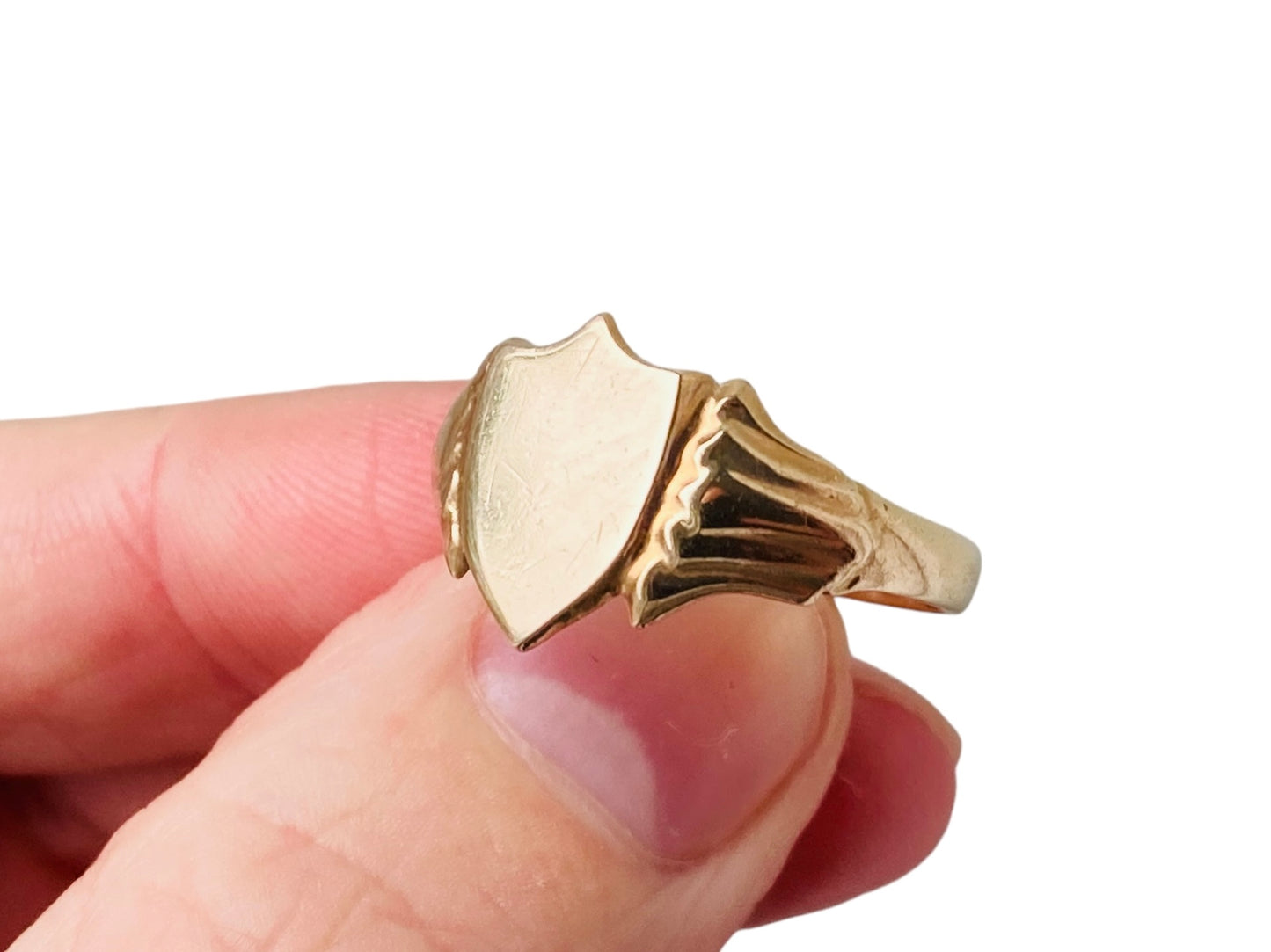 Vintage 9ct Gold Shield Signet Ring