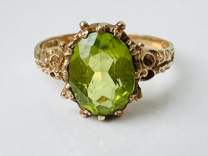 Vintage 9ct Gold Peridot Ring