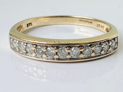 9ct Gold Eleven-Stone 0.25ct Diamond Ring