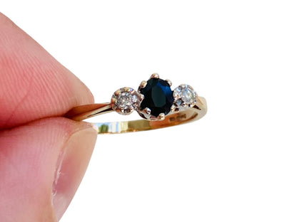 9ct Gold Sapphire & Diamond Ring