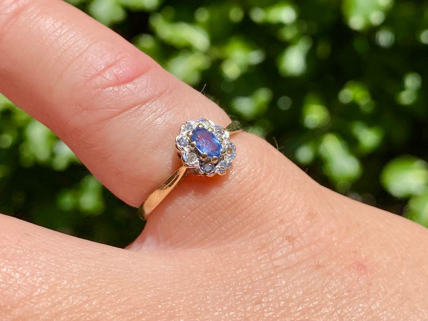 Vintage 9ct Gold Sapphire & Diamond Ring