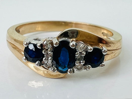 9ct Gold Sapphire & Diamond Ring