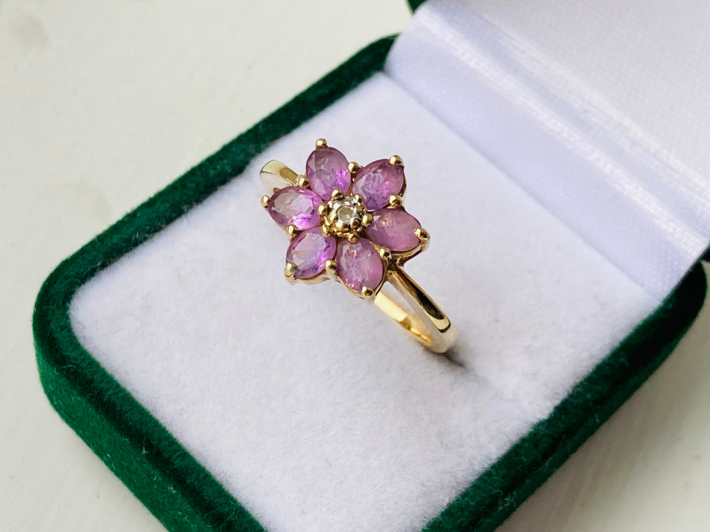 9ct Gold Amethyst & Diamond Ring