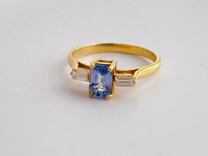 18ct Gold Sapphire & Diamond Ring