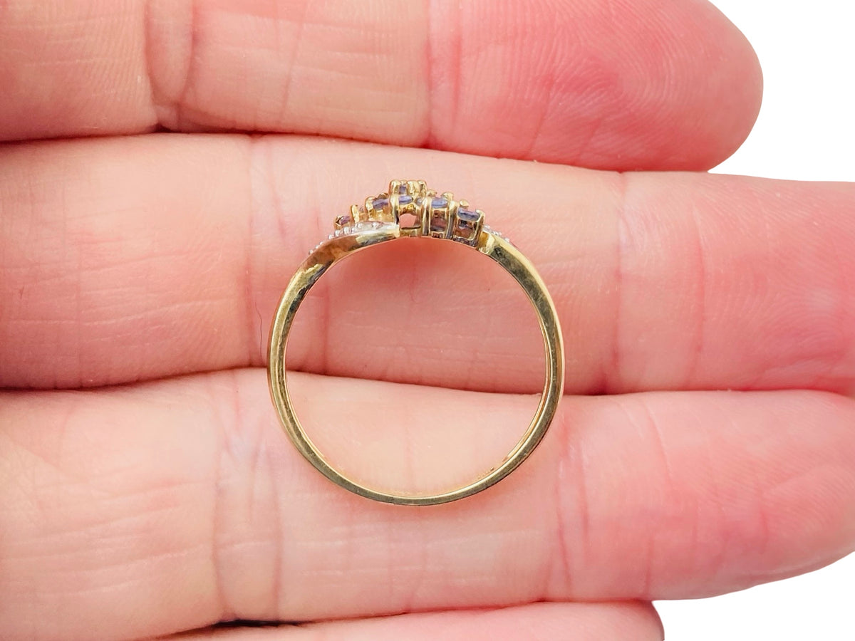 9ct Gold Tanzanite & Diamond Ring