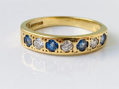 Vintage 18ct Gold Sapphire & Diamond Ring