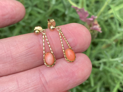 Vintage 9ct Coral Earrings