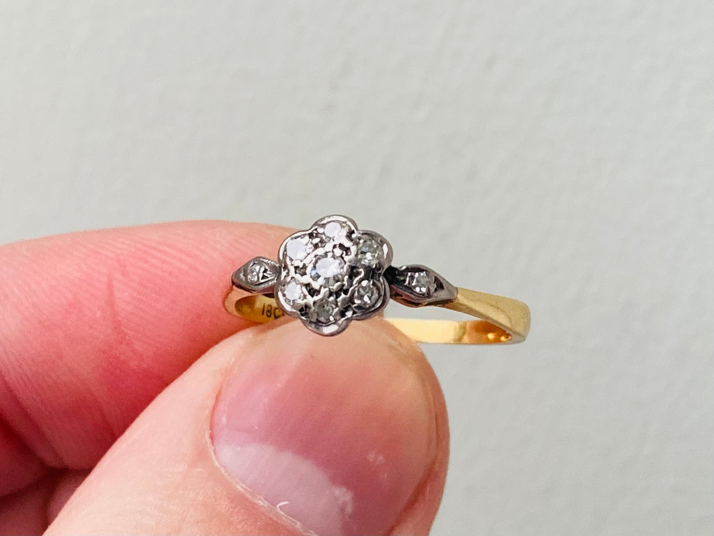 Antique 18ct Gold Diamond Ring