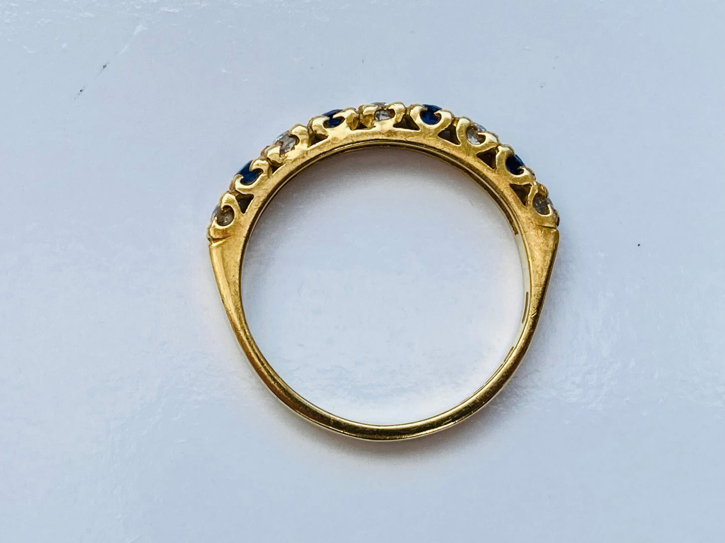 18ct Gold Sapphire & Diamond Ring