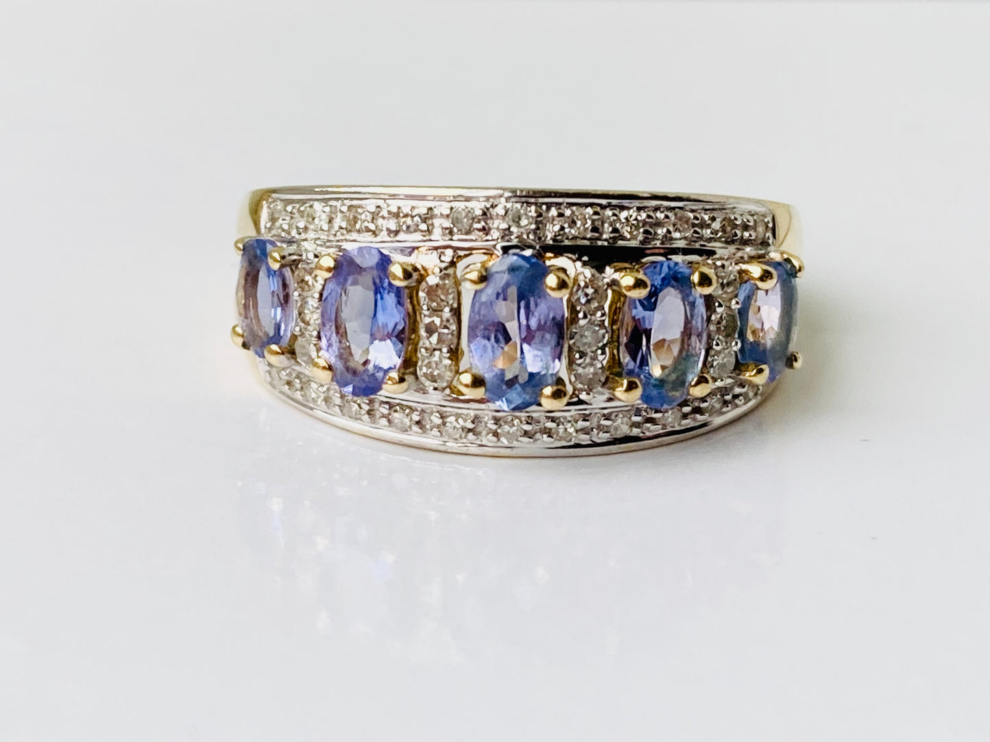 Vintage 9ct Gold Tanzanite & Diamond Ring