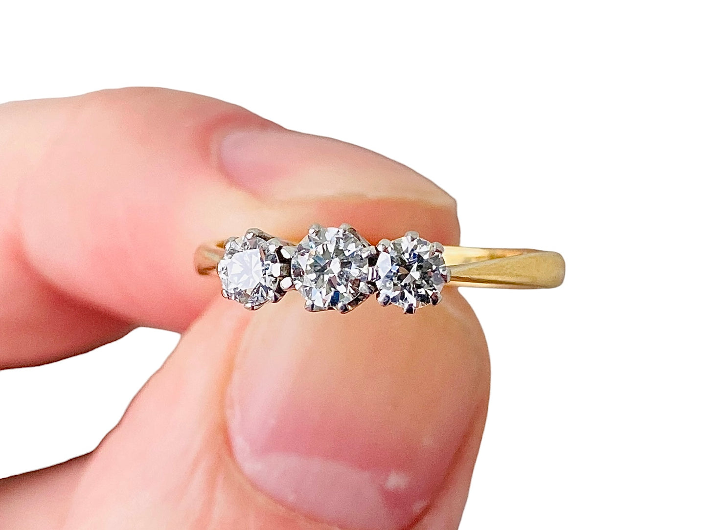 Vintage 18ct Gold Three-Stone Diamond Ring