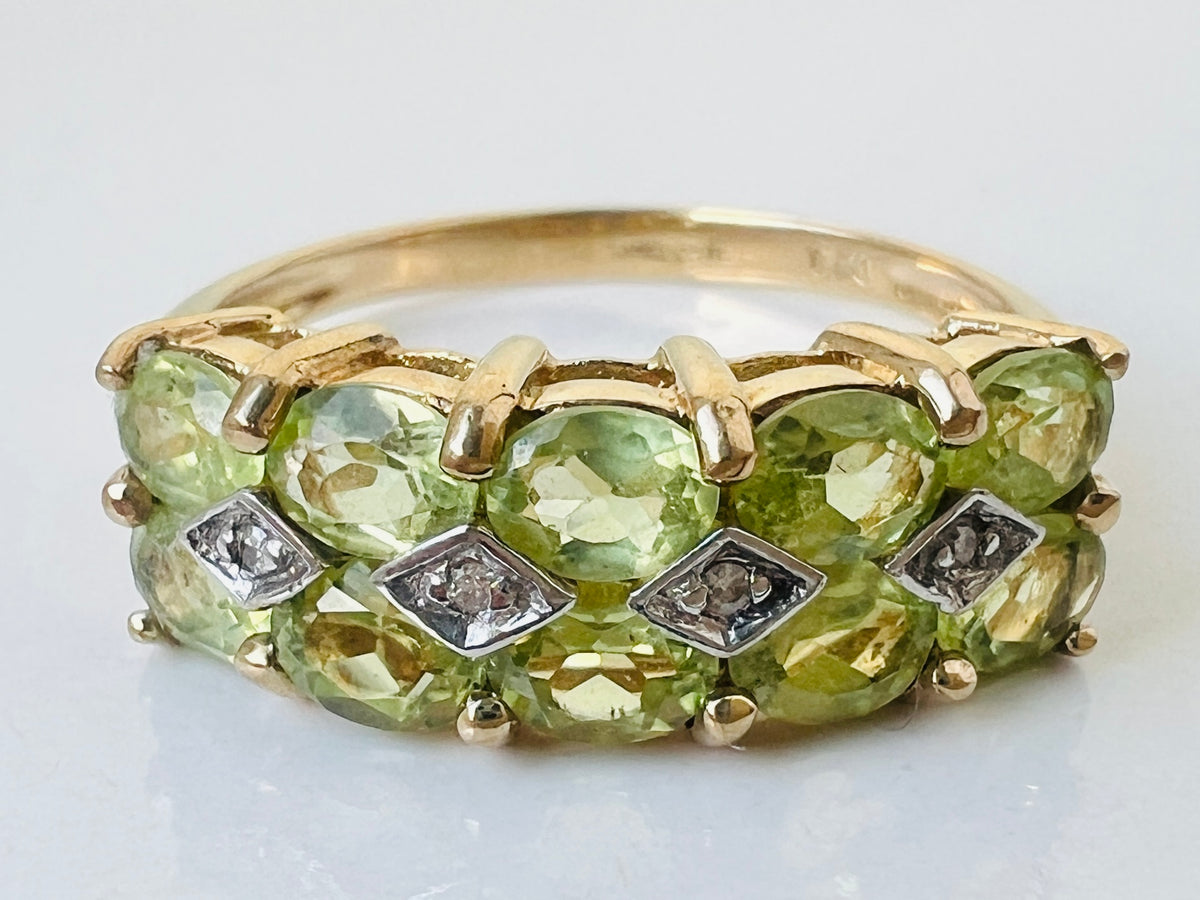 9ct Gold Peridot & Diamond Ring