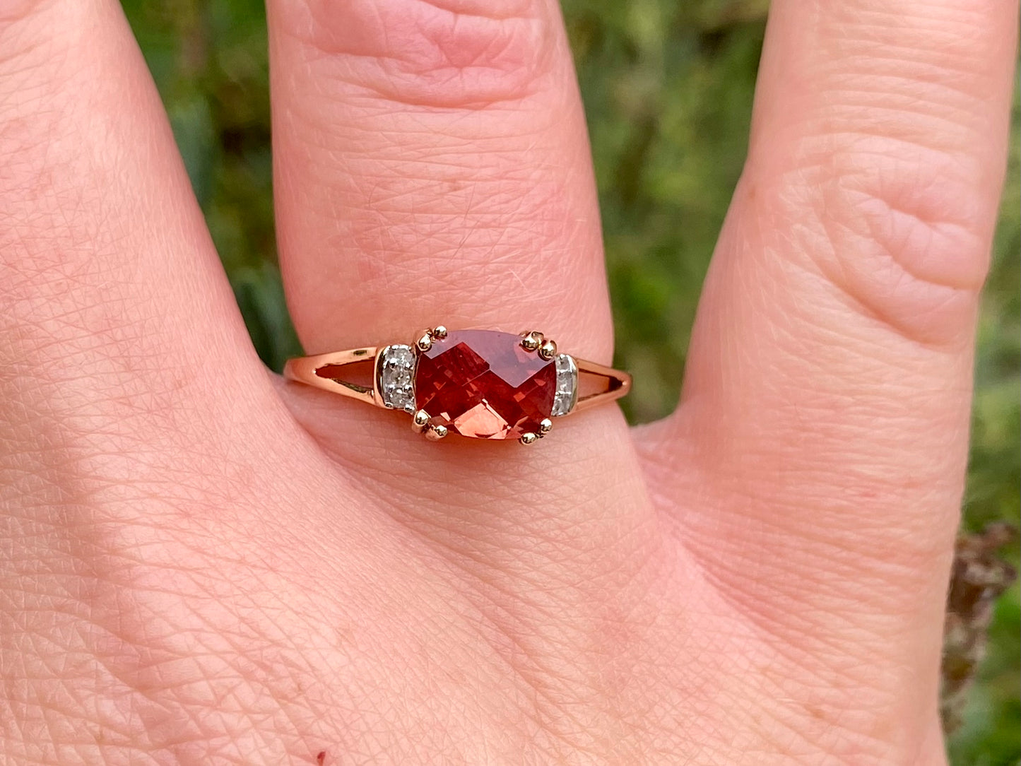 9ct Gold Hessonite Garnet Ring