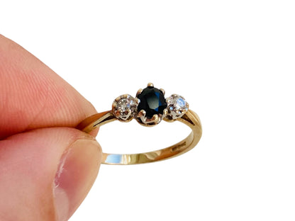 9ct Gold Sapphire & Diamond Ring