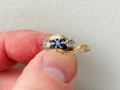 9ct Gold Sapphire & Diamond Ring