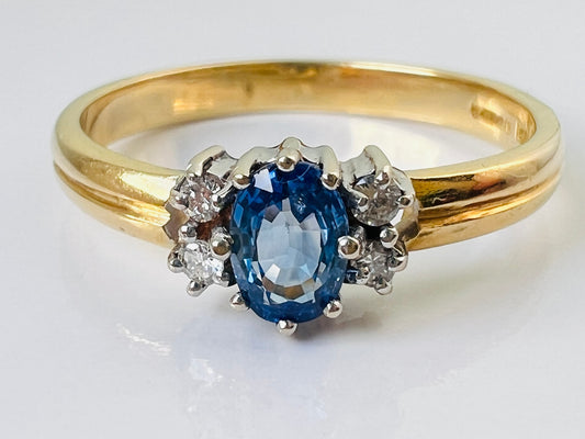 Vintage 18ct Gold Sapphire & Diamond Ring