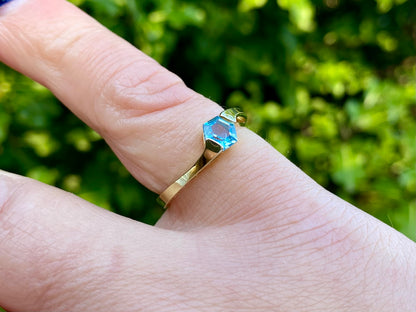 9ct Gold Topaz Ring