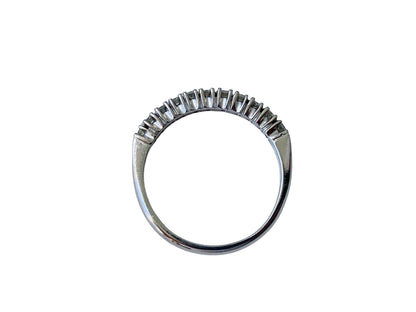 Vintage 18ct Gold Eleven-Stone Diamond Ring