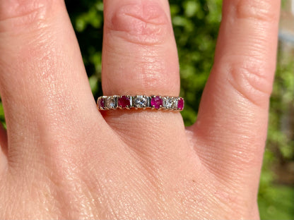 9ct Gold Ruby & Diamond Ring