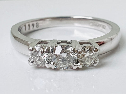 18ct Gold Diamond Trilogy Ring