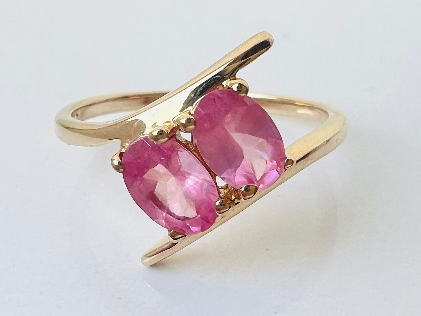 9ct Gold Pink Sapphire Ring
