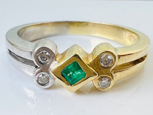 14ct Gold Emerald & Diamond Ring