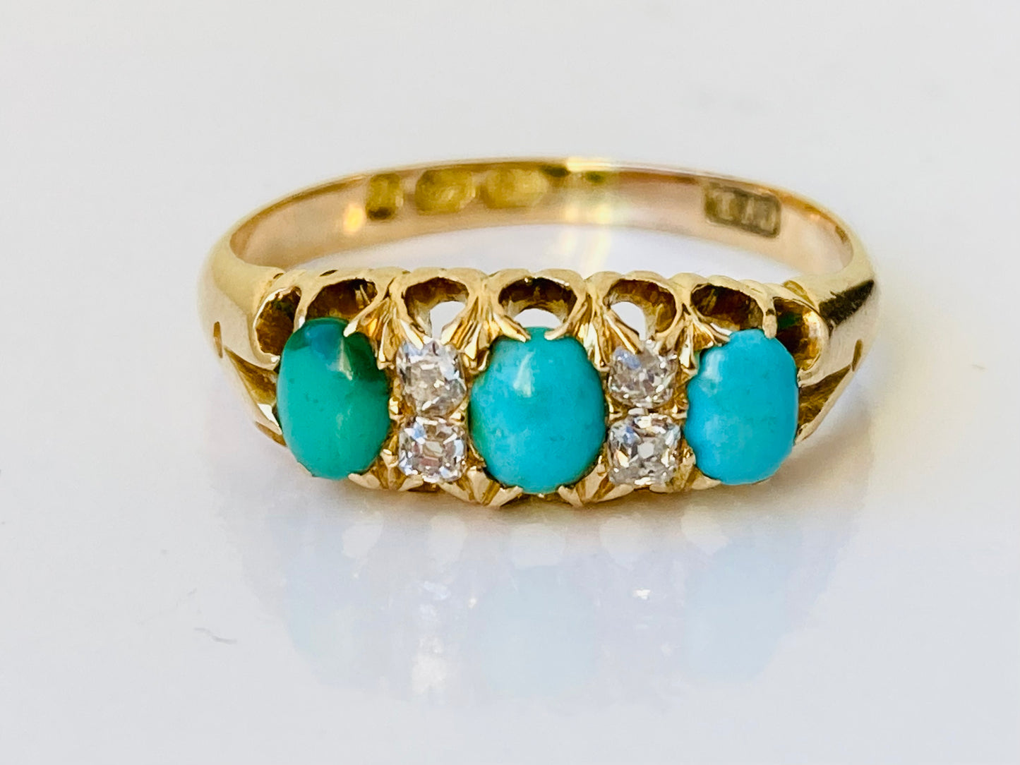 Antique 18ct Gold Turquoise & Diamond Ring